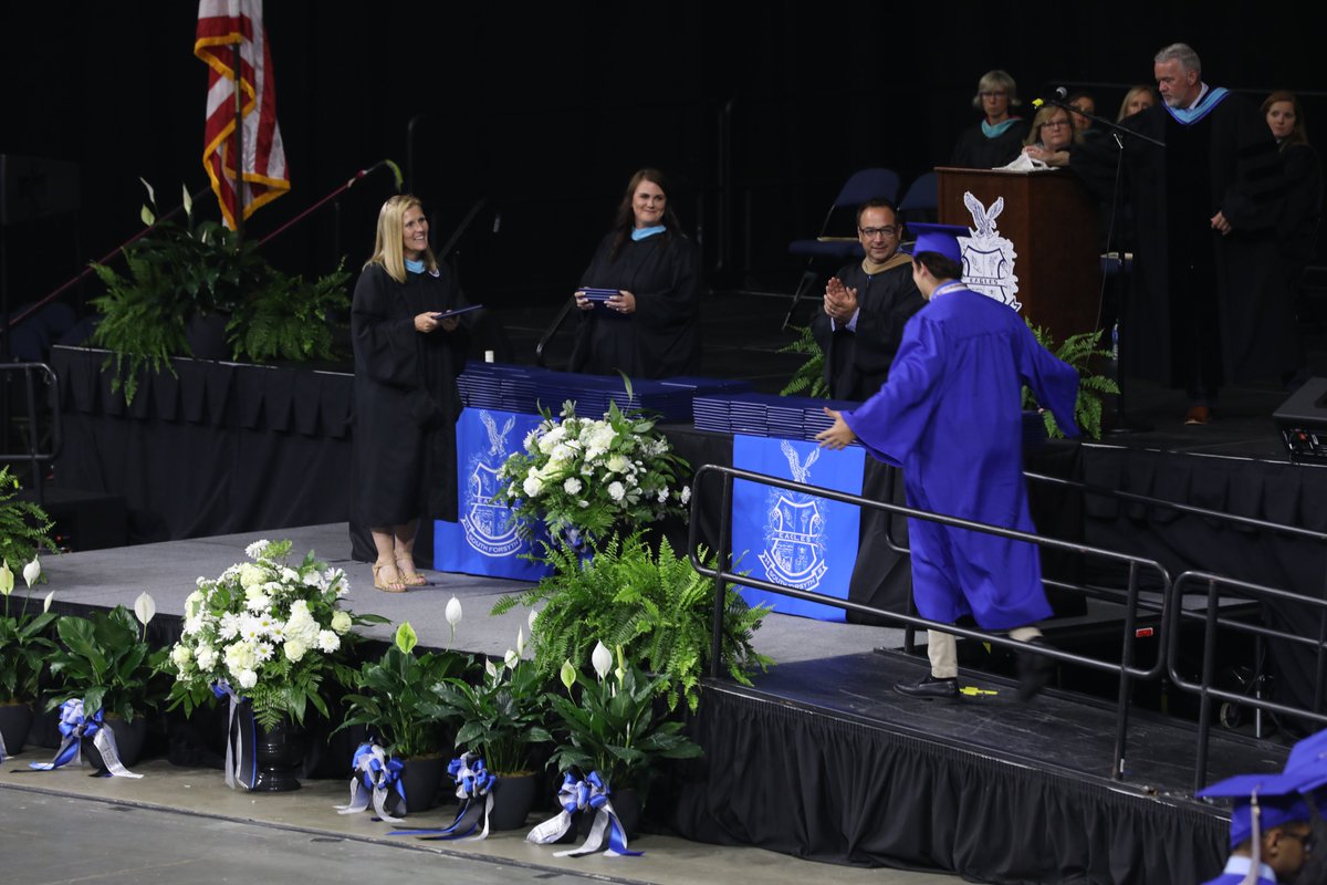 BaylorHicks's tweet photo. A big THANKS to @SouthForsythHS and @ldubillson for my high school years and for selecting me as the South Forsyth Alumni Association Inspiration Award Winner.
Thank you! https://t.co/fAUKSBNzSp