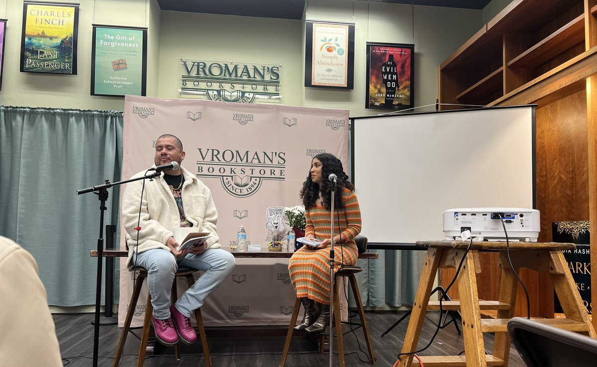 #tbt to @vromansbookstore for @stephguez ‘s book signing event!It was a great time of discussion, connection and support! If you are a part of LIFE & would like community support for your next event please email us info@somoslife.org 🙏 #somoslife #doodlesfromtheboogiedown #vamos