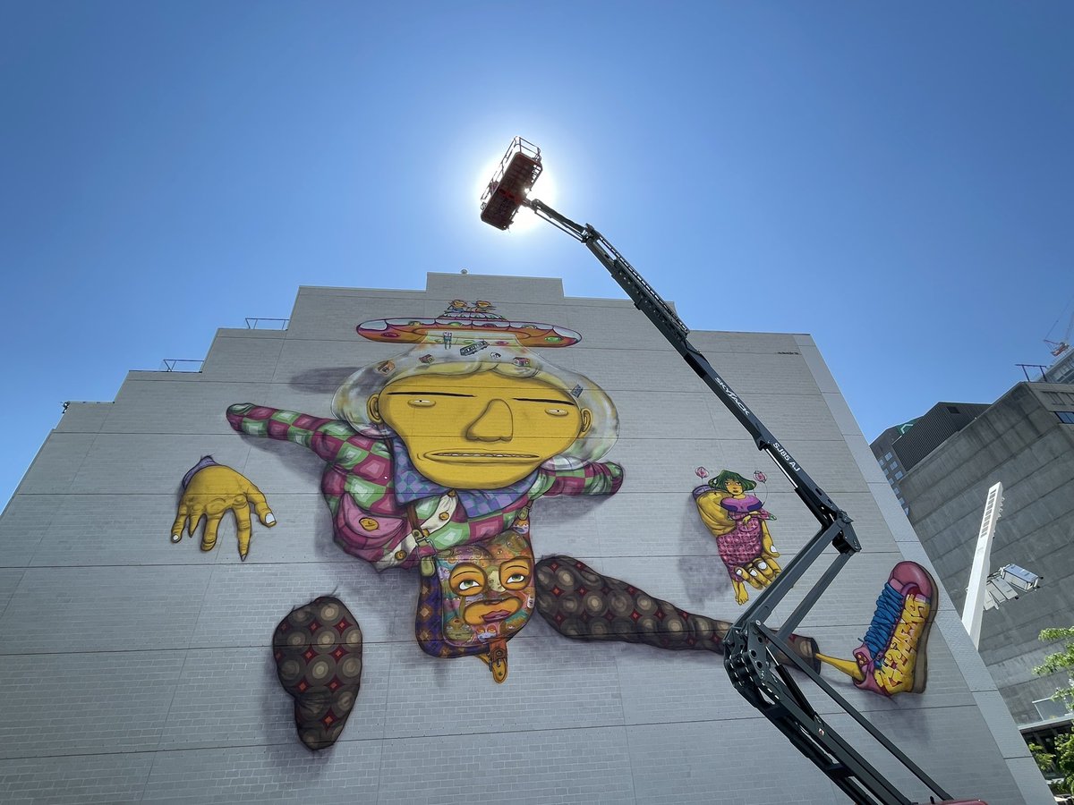 Thanks to @OsGemeos for creating such a gigantic masterpiece in the very heart of @Montreal ✨ @MURALfestival officially start on June 9th