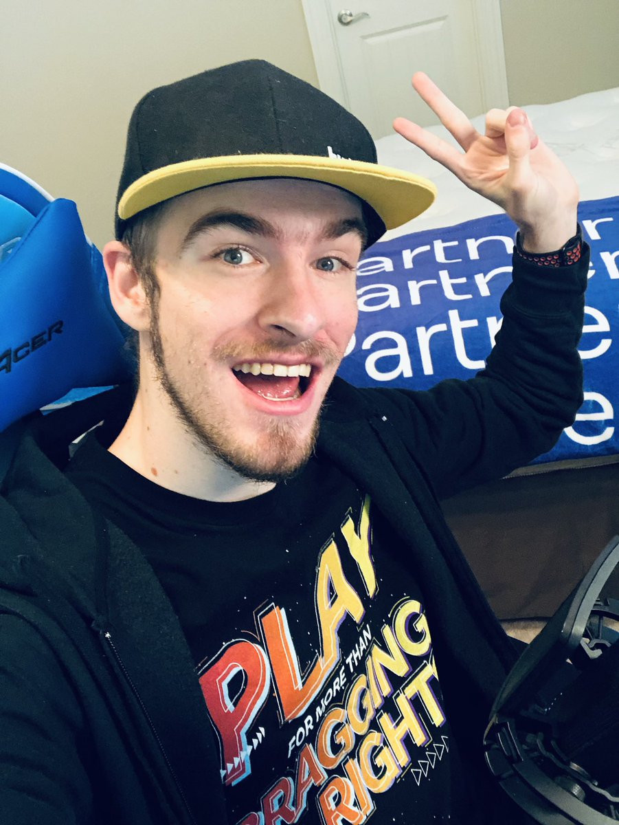 _Smirky's tweet photo. ���️‍🌈 HAPPY PRIDE!! 🏳️‍🌈

I’m excited to be featured by @Twitch for Pride Month! When I’m live in June, you may see me on your Front Page via the “Together for Pride” shelf. 🌈

No matter who you love or how you identify, you are valid. You are beautiful. And. You are LOVED! 💖 https://t.co/9PGSisESgW