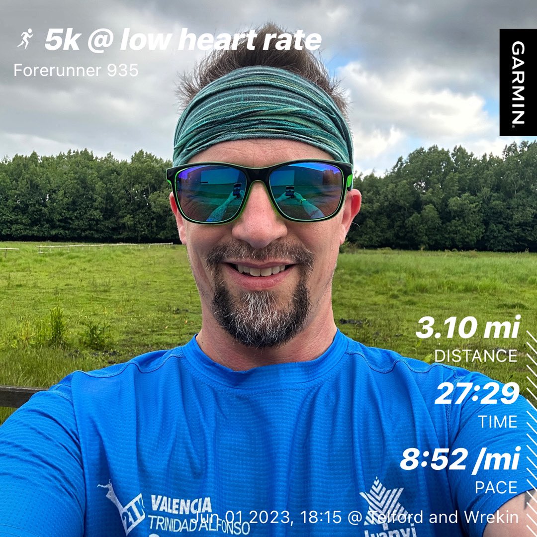 GimoRuns's tweet image. 5k at low heart rate. Pace improving, shins declining! Running is frustrating! #maftraining #lowheartratetraining