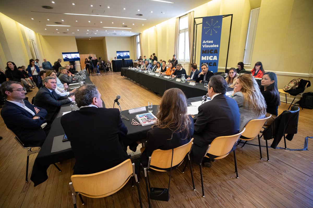 #BuenosAires La asamblea del <a href="/CFCulturaAR/">Consejo Federal de Cultura (Argentina)</a> es una oportunidad para seguir haciendo oír la voz de todos los hacedores y hacedoras culturales y de trabajar por políticas públicas realmente federales.