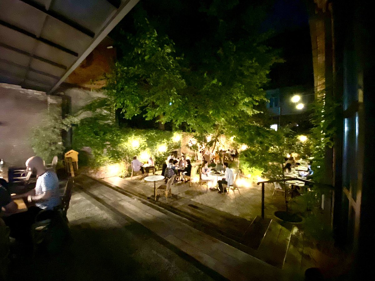 Brilliant Georgian food wine people and culture this evening in the tranquil Ninia’s Garden Restaurant Tbilisi 🇬🇪 🙌

#Tbilisi #Georgia #13thWineExpoAwards #WineExpoAwards #WineJudging #WineJudgingCompetition #Wine