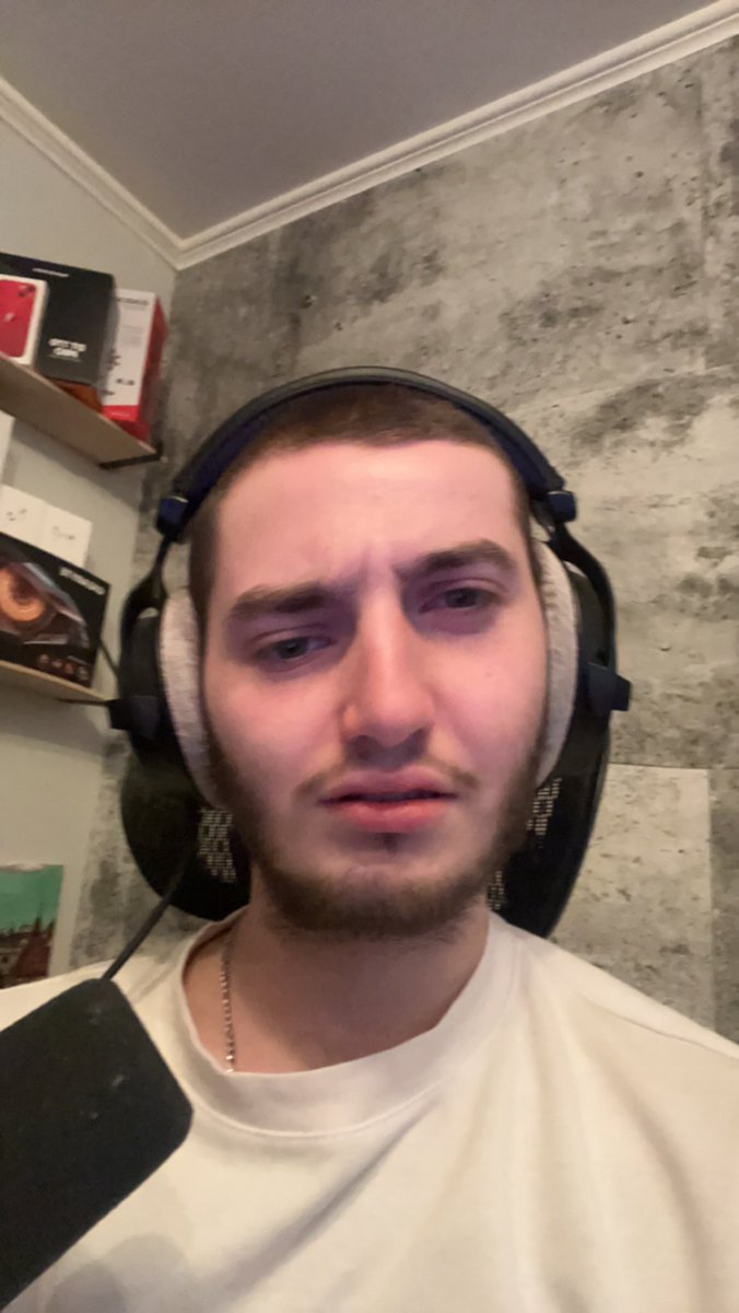 VentFroid_'s tweet photo. Vous l’avez ou pas la team ? https://t.co/pkaiXfyxHi