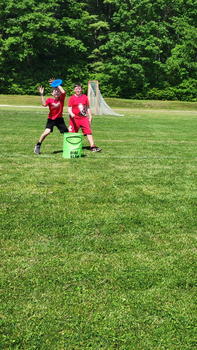 CHCSprincipal's tweet photo. 5th Grade Field Day Fun! https://t.co/L6kyHFc3Zr