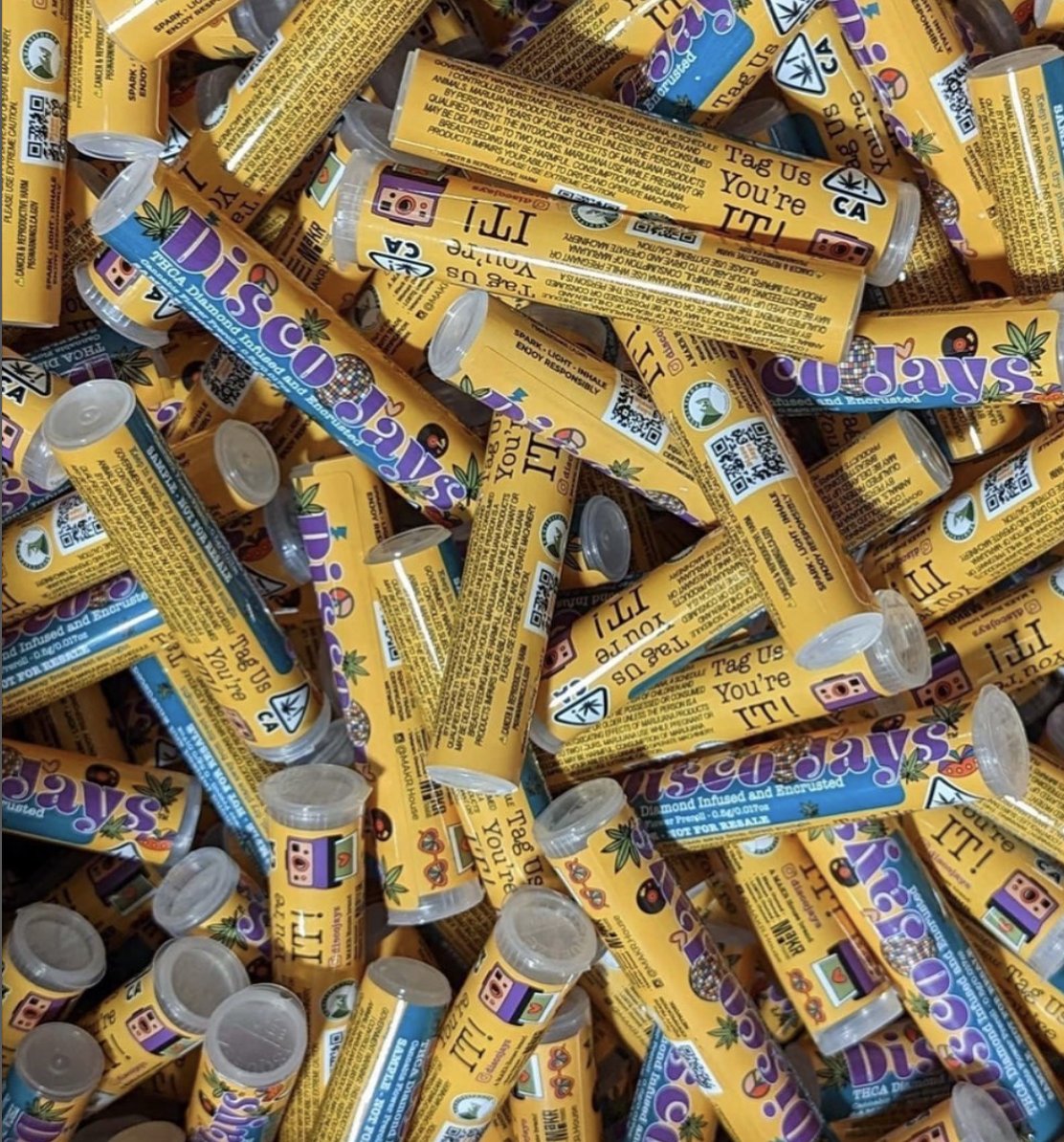 #TPCOBrandSuccessProgram Partner Disco Jays honors when discos were a haven for POC &amp;  gay communities looking for a safe space to be themselves.  
Inspired by Disco culture, 100% indoor flower, infused &amp; dusted with 💎Disco Jays pre-rolls take you higher with uplifting effects