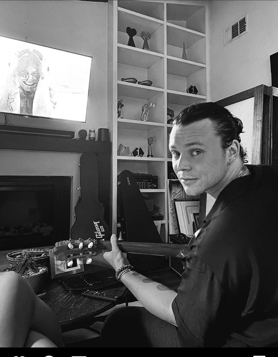 Ashirwin26's tweet image. Llegue de muchos días ausente