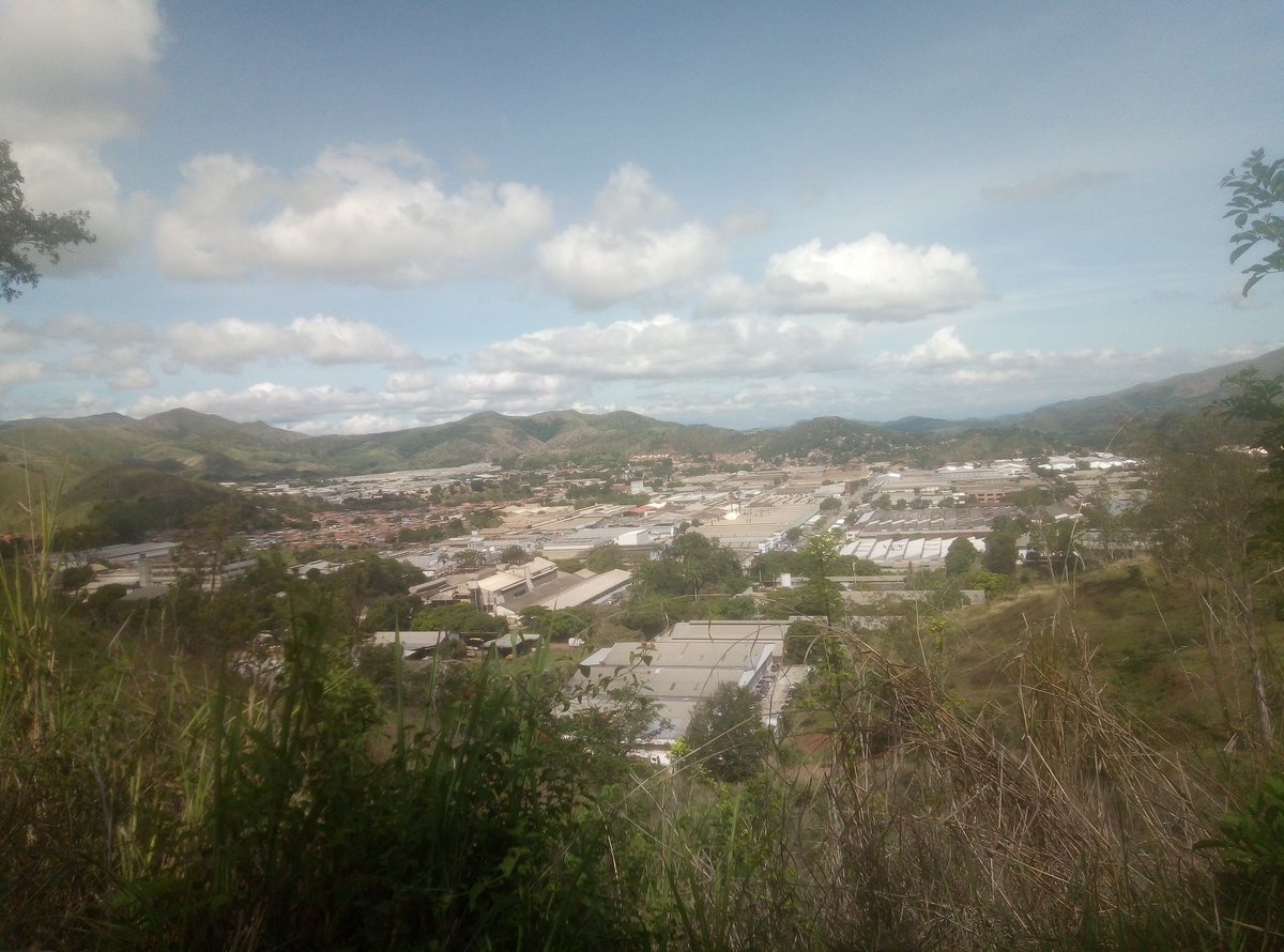 Vista parcial de la #ZonaIndustrial de #LaVictoria. #Aragua