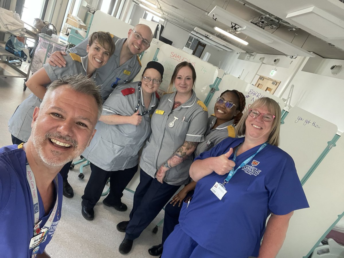 GaryHallett's tweet photo. Super day with @Kanead & this bunch of @PUNC14 students @PlymUni undertaking CLiPP simulation scenarios for #ASPP23 🩺 💉
Amazing to see great peer support along with fab leadership & decision making skills.
Well done 👍🏻
Thank you for supporting @alliking10 was great to have you https://t.co/BMNY54U7iU