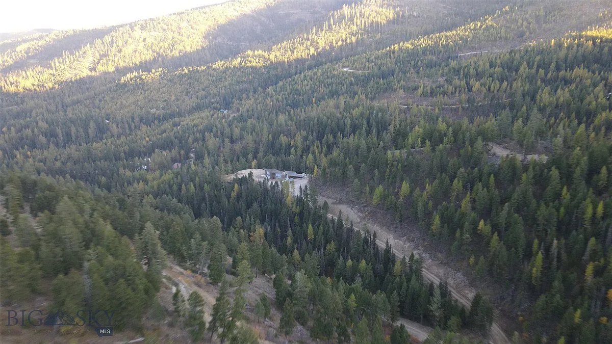 🌲Collapse Enjoyer🌲 on Twitter "50 acres, off grid power, MT, 800k"