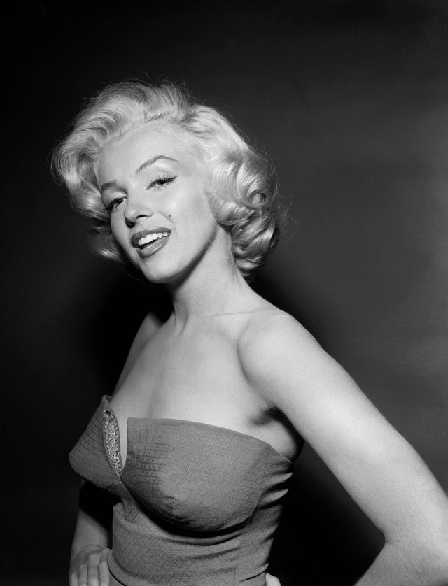 Happy Heavenly Birthday Marilyn! ❤️ 
#MarilynMonroe 
#ClassicHollywood 
#OldHollywood  #ClassicHollywoodGlamour 
#OldHollywoodGlamour