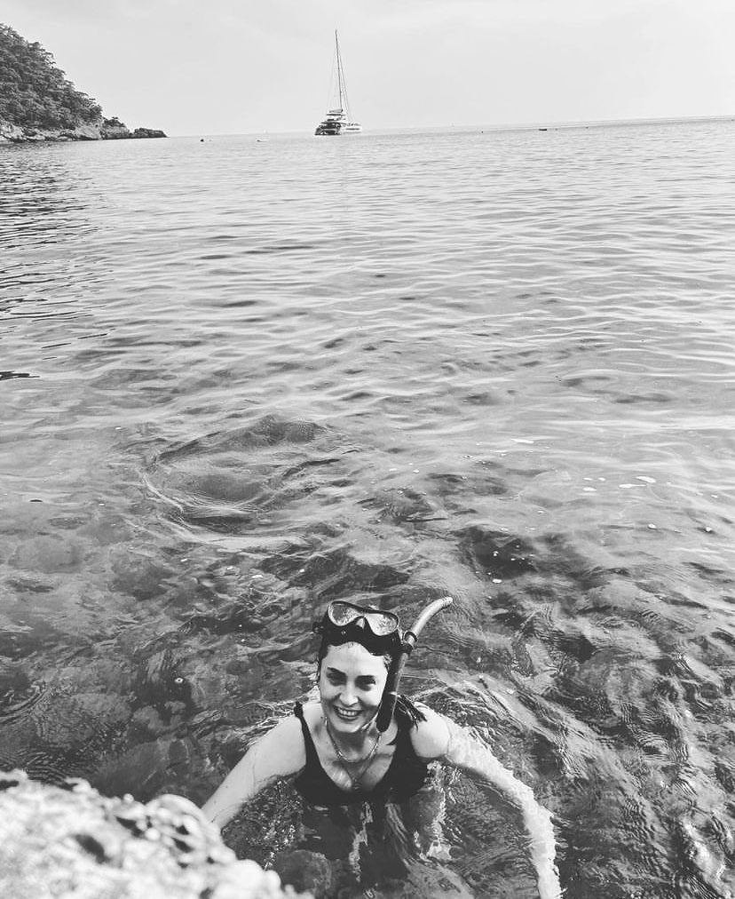 #AslıhanGürbüz’ün uzun bir aradan sonra yeni instagram postu! 🤍