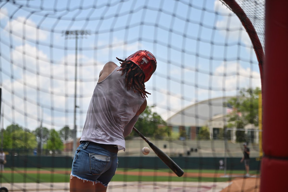 NCAA Baseball tweet media