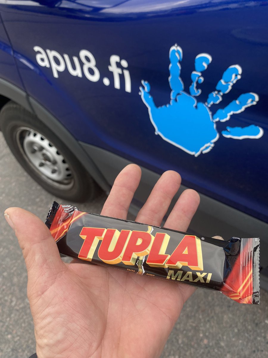 DannyWnuk's tweet photo. hetkonen, onko mun käsi kasvanu vai maksitupla piänentyny.
#tupla https://t.co/aIPxQcOv1G