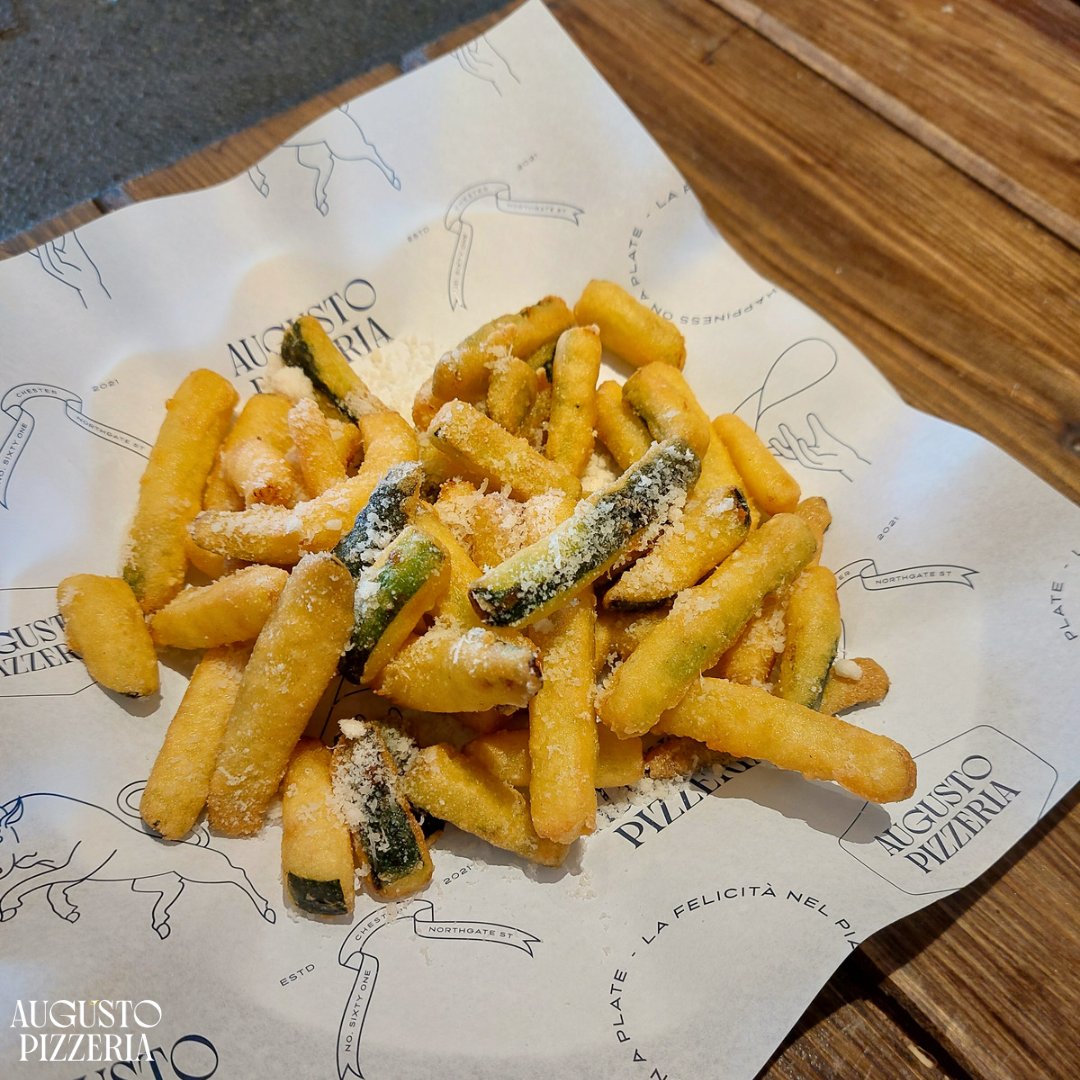 Fried Courgettes... have you tried them yet?

Available as a side it's something a little different on our menu. 

Next time you pop into Augusto why not swap out your regular fries for these and let us know what you think.

#pizzalove #chesterfoodie #foodlover #chesterfood