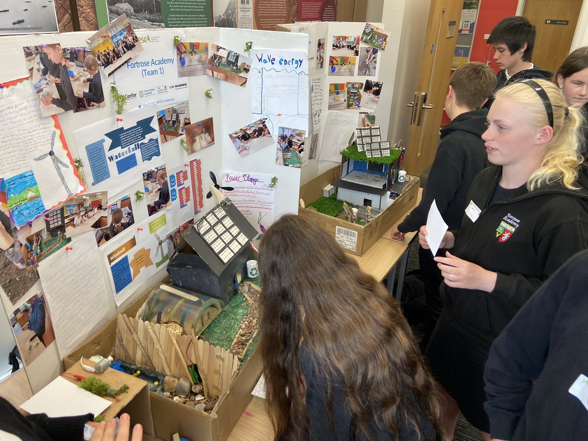 Super proud of the @FortroseAcad Science Club, won both the #climatesmarter awards today at the Highland celebration of STEM, well done everyone! 🌳☀️ @scdiYESC