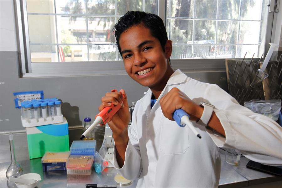 🇺🇸|#DiarioLibreUSA |  Con 12 años, un adolescente concluyó una maestría en biología molecular

🔗ow.ly/HZU150OBZUl 

#DiarioLibre #BiologíaMolecular #IanEmanuelGonzálezSantos #México