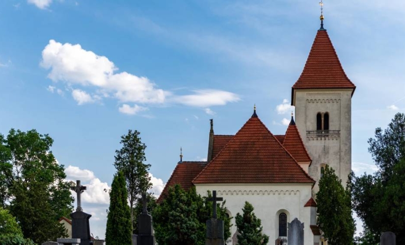 Noc kostelů na P13 - přijďte se zastavit! ipraha13.cz/udalost/noc-ko…