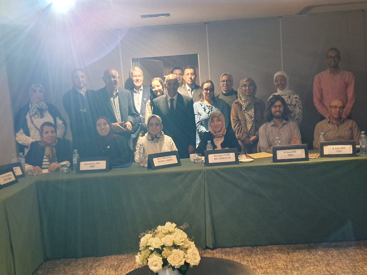 R&amp;D Maroc a organisé le jeudi 25 Mai 2023 à l’Hôtel Idou Anfa – Casablanca, son 2ème séminaire   sur le thème : « La Créativité : Un Booster de l’Innovation en entreprise».

Vingt-cinq personnes ont participé à ce séminaire
#RDMAROC #innovation #technolog #Entreprises 
#formation