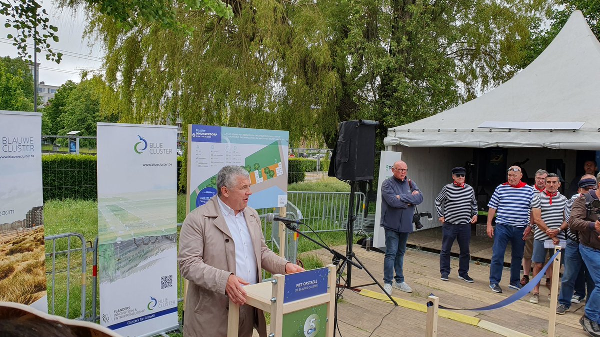 Annie Renders (@rendersannie) on Twitter photo Opening blauw innovatiedorp in Oostende met <a href="/BlauweCluster/">Blauwe Cluster (Blue Cluster)</a> waar economie, innovatie en toerisme hand in hand gaan. <a href="/Barttommelein/">Bart Tommelein</a> Opening blauw innovatiedorp in Oostende met <a href="/BlauweCluster/">Blauwe Cluster (Blue Cluster)</a> waar economie, innovatie en toerisme hand in hand gaan. <a href="/Barttommelein/">Bart Tommelein</a>