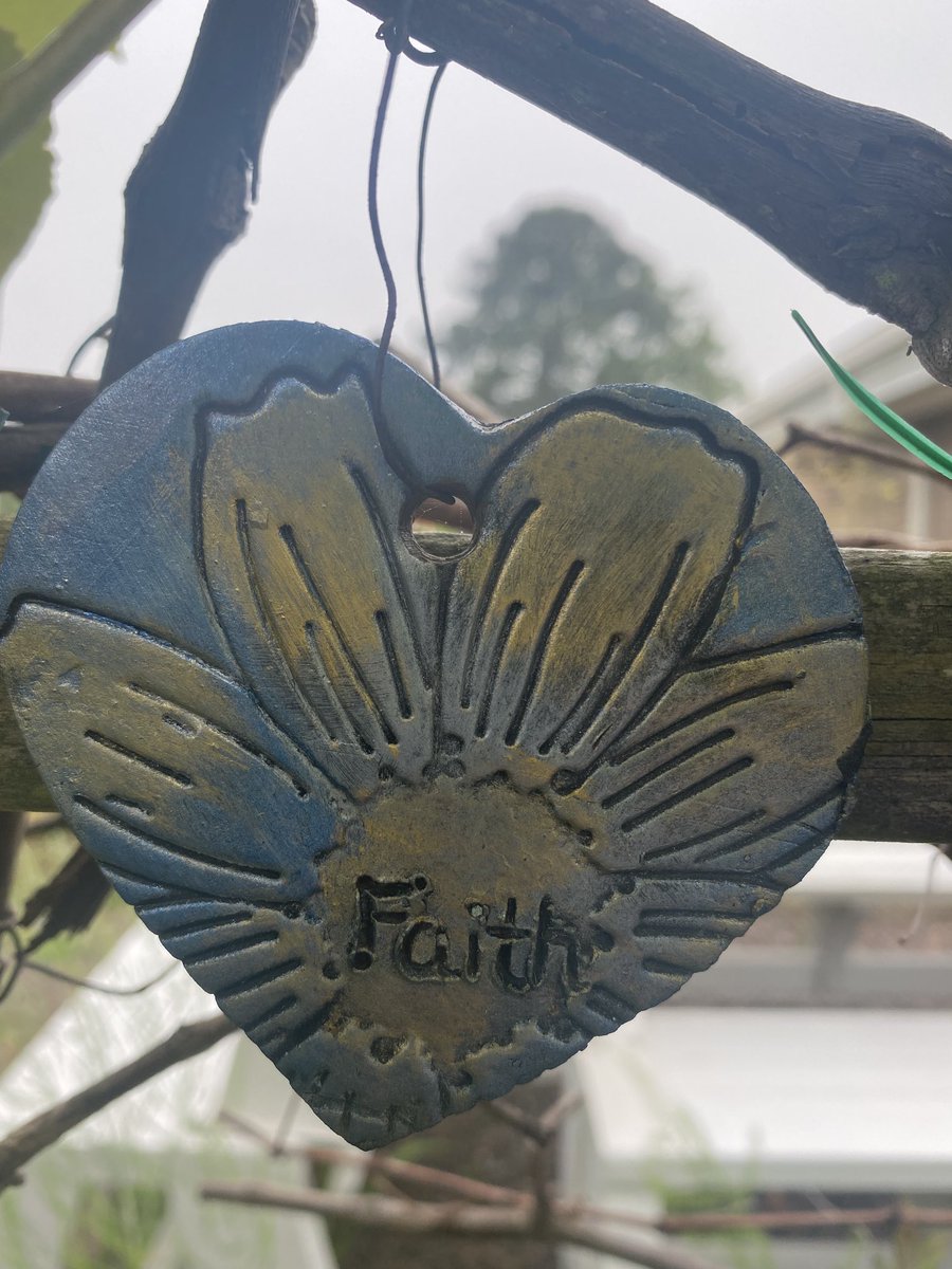 marietculver's tweet image. We are #VBStrong #Hope #Faith #Love 🌱☀️💚⁦@CityofVaBeach⁩ ⁦@vbschools⁩ ⁦@SeatackDream⁩ #CommunityGardenSeatack 🌱