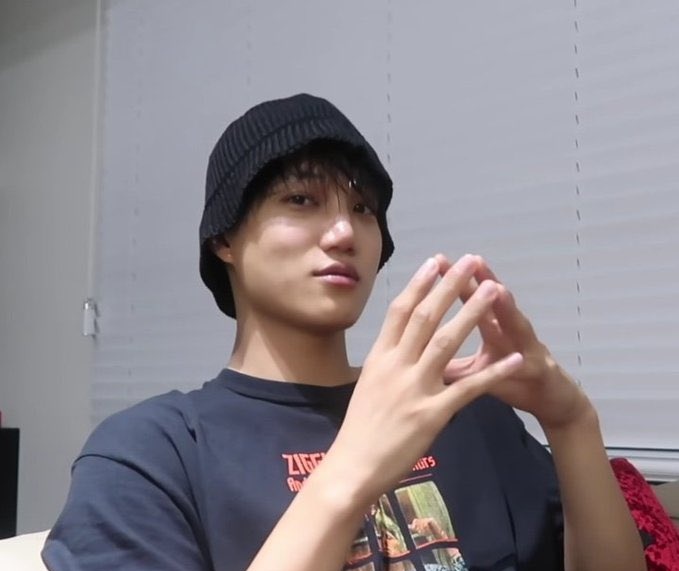 suhocottoni's tweet image. اس ام: 
توی کل تاریخ، بشر به دنبال رسیدن به آرامش بوده. هرچقدر گشته پیداش نکرده، سر آخر به جنون رسیده و برای پیدا کردن آرامش جنگ‌ها بپا کرده، در حالی که جوابی که دنبالش بوده از بدو تولد همراهش بوده؛ ر.یدن
EXOL always with EXO
#내청춘_내가지킨다