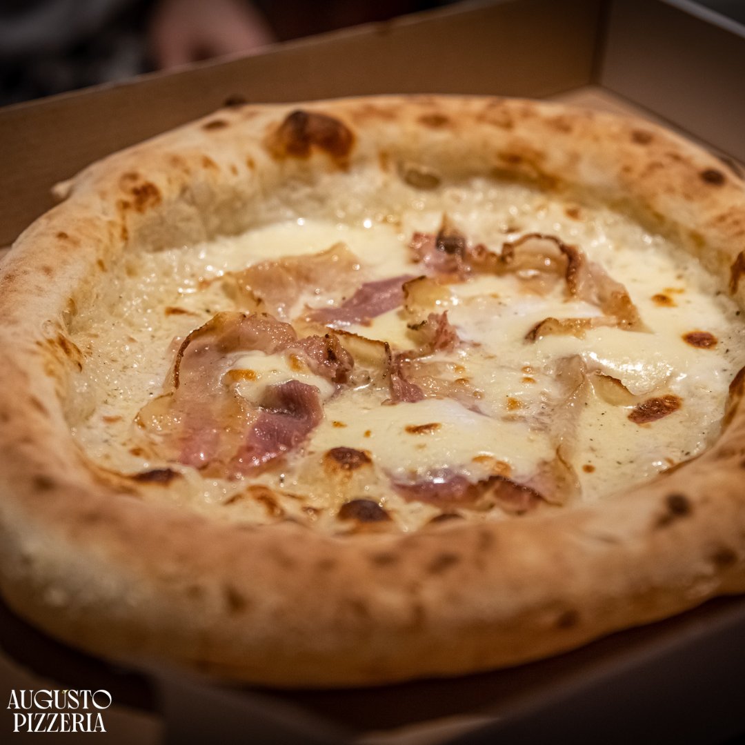 Just like you we love the weekend too &amp; it's even better when there's pizza involved.

Whether you're dining in or want to take away we've got the options for you. 

Our restaurant is open for walk ins &amp; bookings. We are available on <a href="/ubereats_uk/">Uber Eats UK</a>  and <a href="/Deliveroo/">Deliveroo</a>
#chesterpizzeria