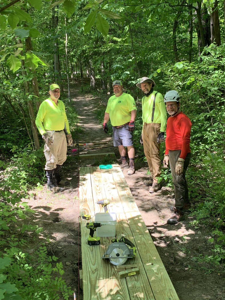Thank you to our @hikethebt volunteers for putting in a few days work during their work party! They managed to complete a couple trail reroutes, drainage repairs and built a new puncheon over a well know mud hole! #volunteers #buckeyetrail #crookedriver #brecksville