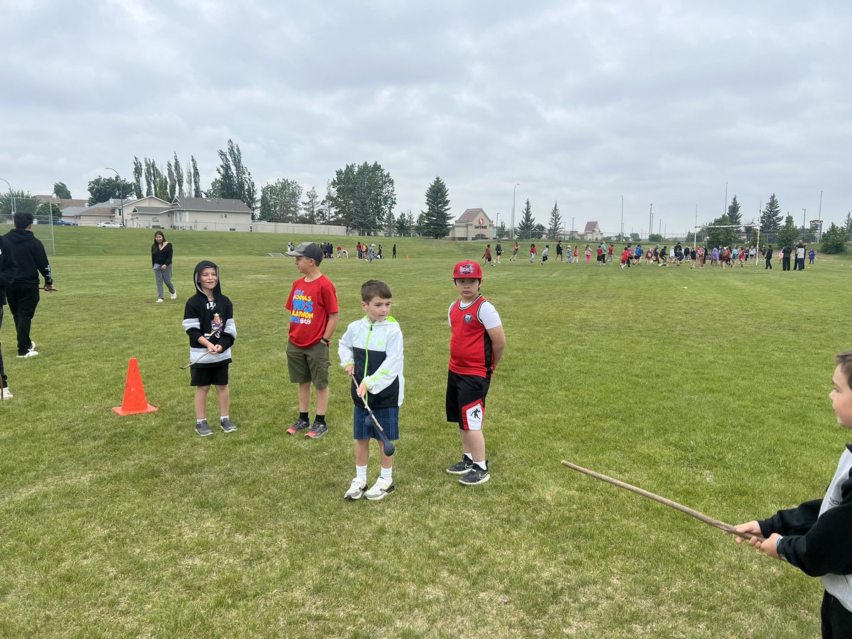 mabesmum's tweet photo. Blackfoot Language students led us in a morning of traditional game. It was such a great day of fun and learning @flvthawks #indigenouswaysofknowing #traditionalgames #hs4 https://t.co/fYwd7omtYG