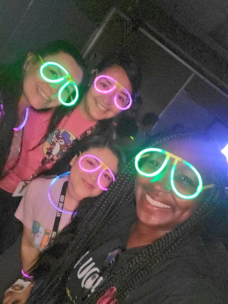 KimCounselor1's tweet photo. Last day if school glow party fun! First grade Rocks! @OdomES_AISD @RicardoPequeno1  @MsRosalesMEd @ZarazuaBarbara @Susy67759505 https://t.co/YVeLtiJnD2