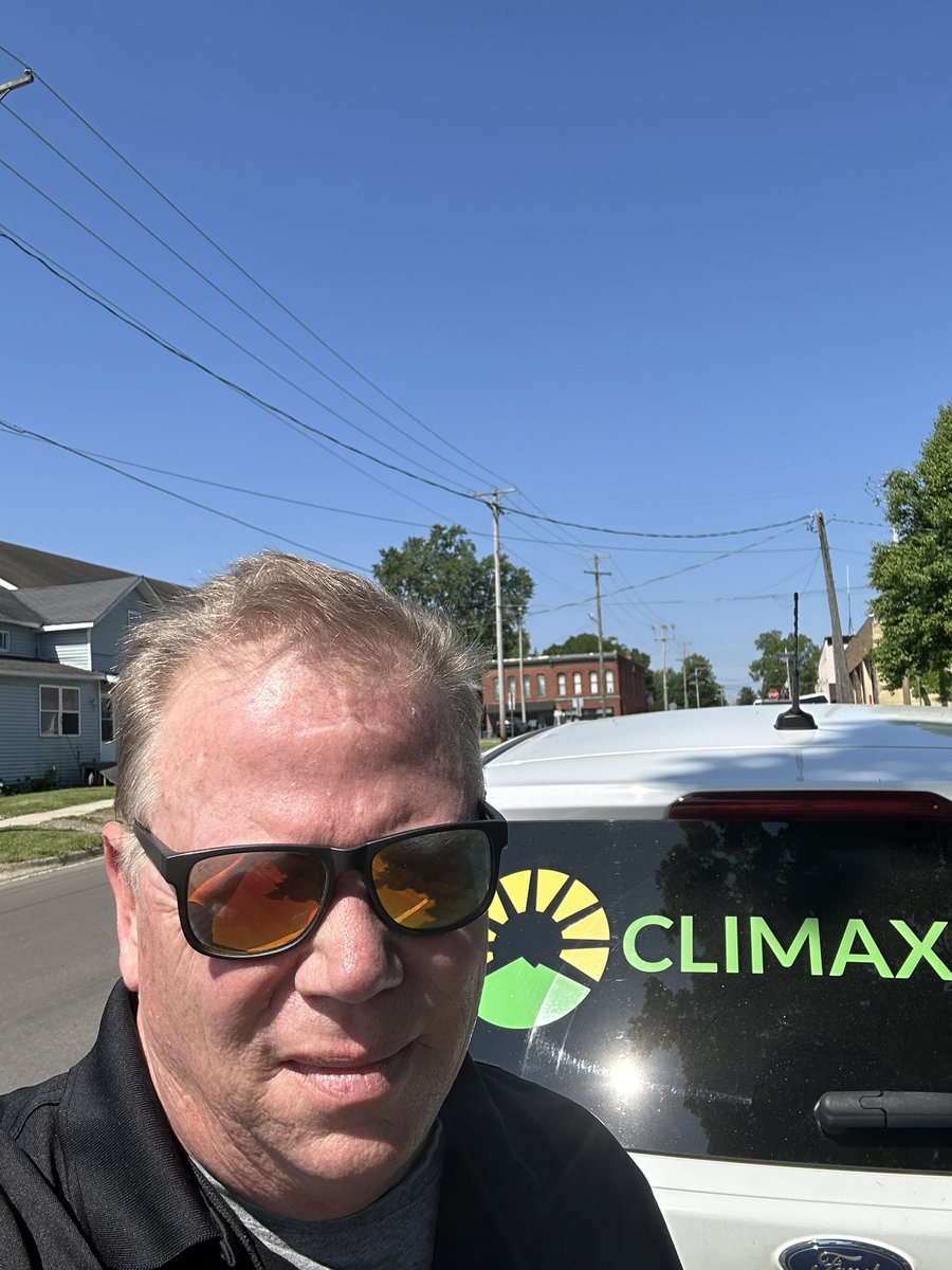 Out in beautiful Vicksburg today. If you see me, let’s talk!  I can show you how to offset up to 95% of your electric costs with solar #teamclimaxsolar #controlyourenergy
#climaxsolar