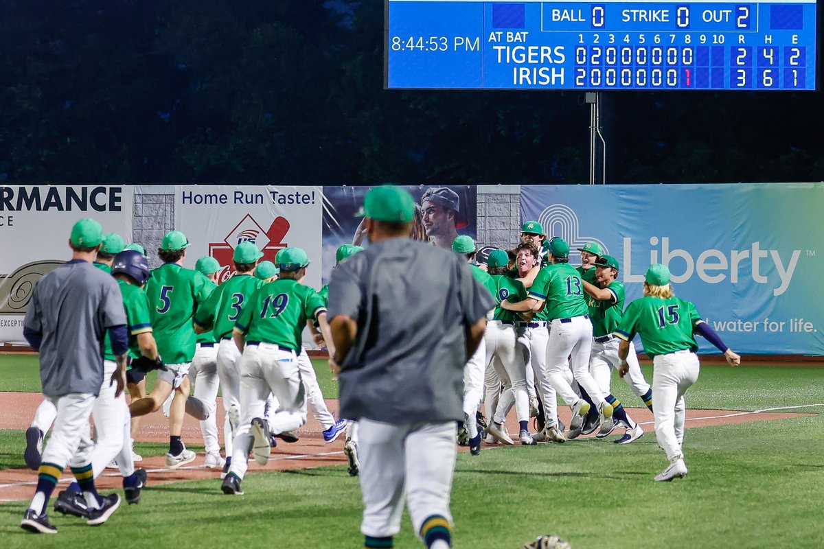 STORY/PHOTOS/VIDEO: Springfield Catholic's battery of <a href="/BigBen_2023/">Ben Smith</a> and @RipperLogan powered the Fightin' Irish's dramatic 3-2 eight-inning <a href="/MSHSAAOrg/">MSHSAA</a> Class 4 semifinal win over Excelsior Springs on Wednesday night. 

news.scorebooklive.com/missouri/2023/…