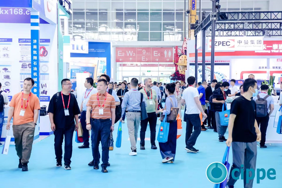 cippe_zw's tweet photo. Moments on Day 2 of cippe2023. Tomorrow will be the last day, welcome to take a visit.
#oilandgas #exhibition #beijing #china #explorationandproduction #drilling #petroleum #naturalgas #petrochemical #pipeline #offshoreengineering #offshoreoilandgas #shale #urbangas #hydrogen https://t.co/8S5kL88520