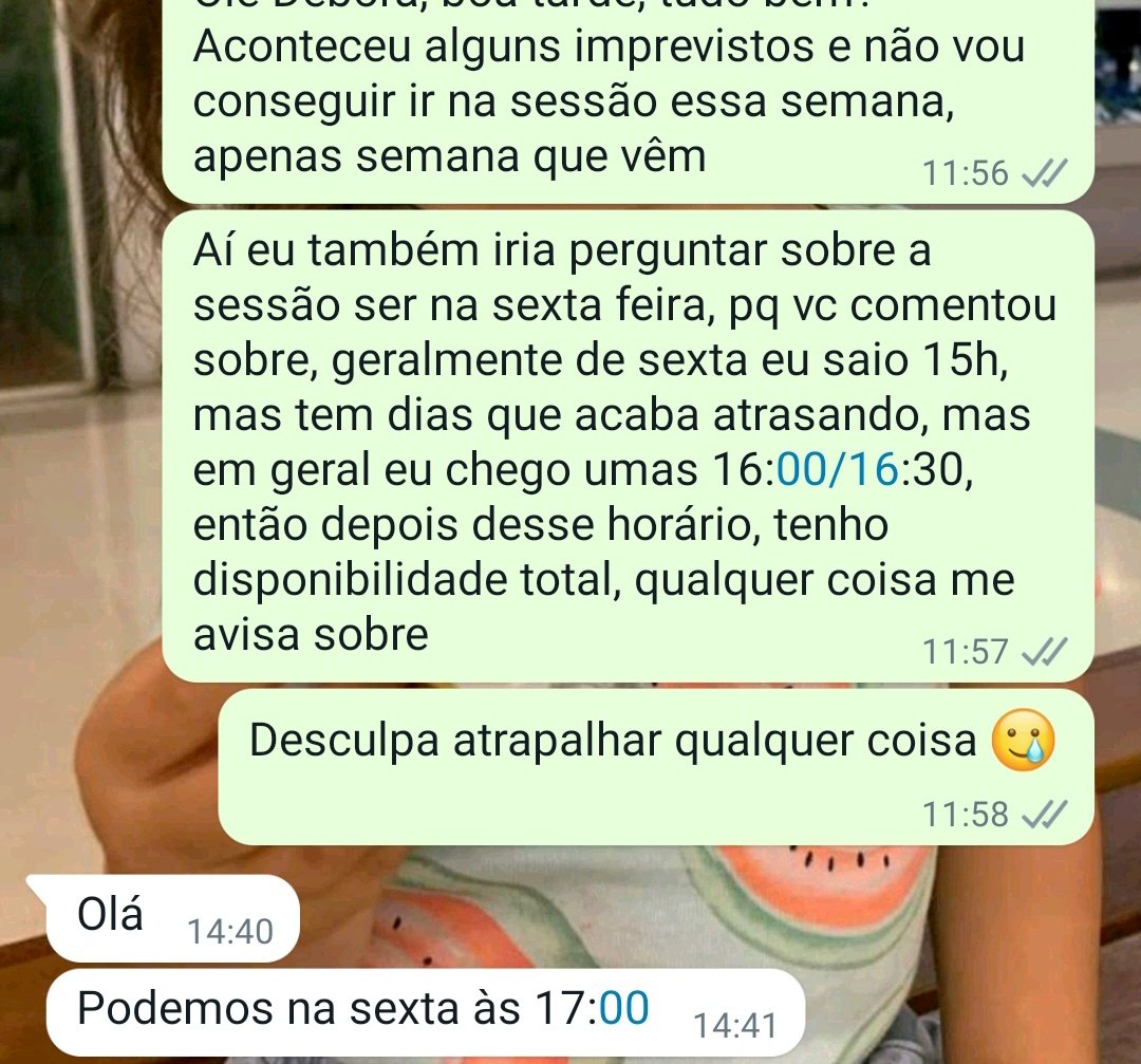 Marilialeozinho's tweet photo. Amo os fechos que a maior do mundo deu em mim (eu juro que ela é incrível, melhor psicóloga do mundo, mas é PÉSSIMA com whatsapp) 🤡 https://t.co/it6Otj8VHZ