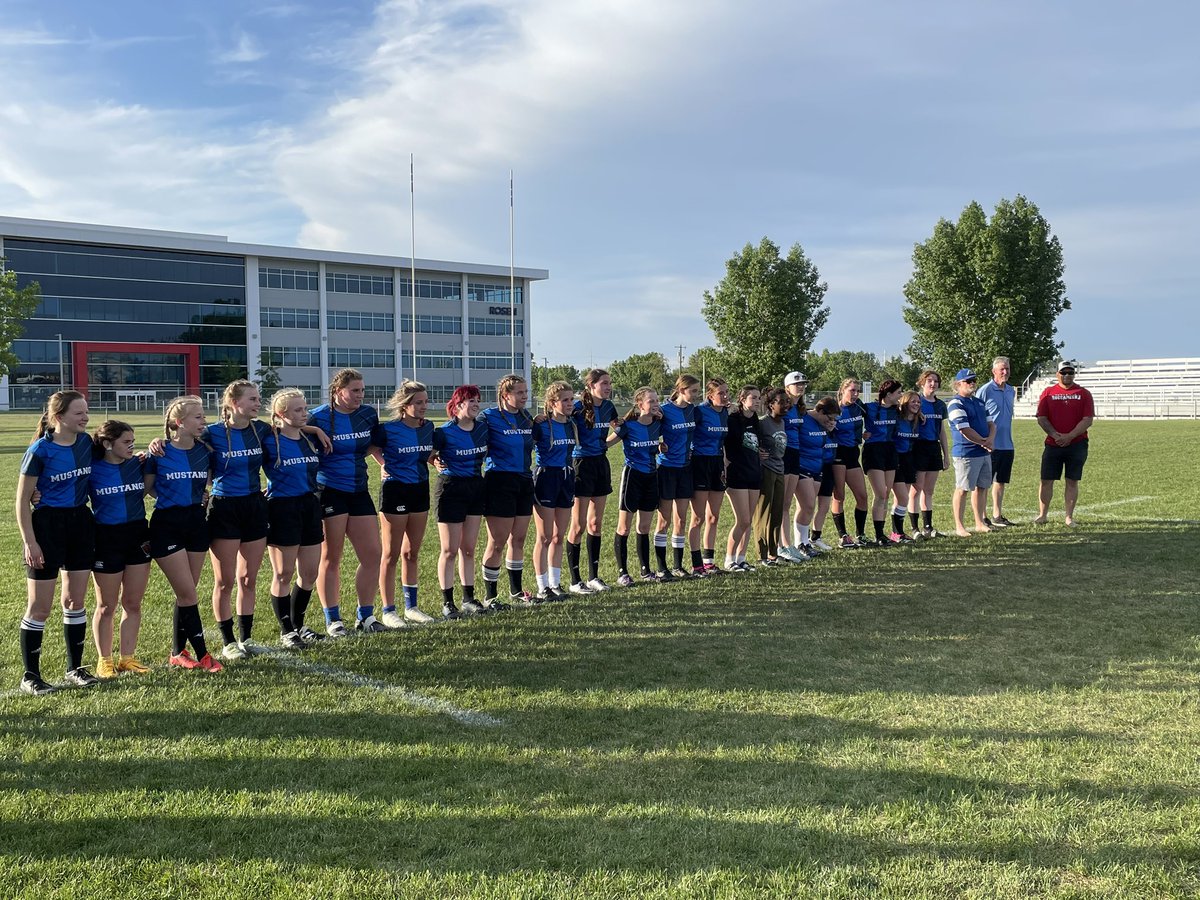 DaveRobertsVP's tweet photo. Couldn’t be more proud of this group! @highwoodhigh girls rugby Tier 3 15’c champs! Go Mustangs!! https://t.co/xGkbQD5Uia
