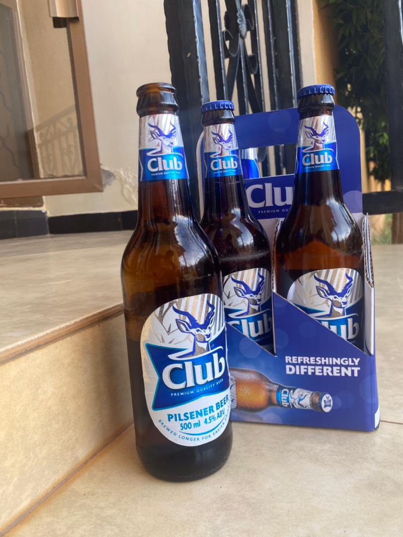 The evening is here and as you all know, the weekend is peeping 
Me on such evenings i just order for a ka cold club beer because its the only one i trust 😂😂
Its brewed to perfection 
#RefreshinglyClub 
#RefreshinglyDifferent