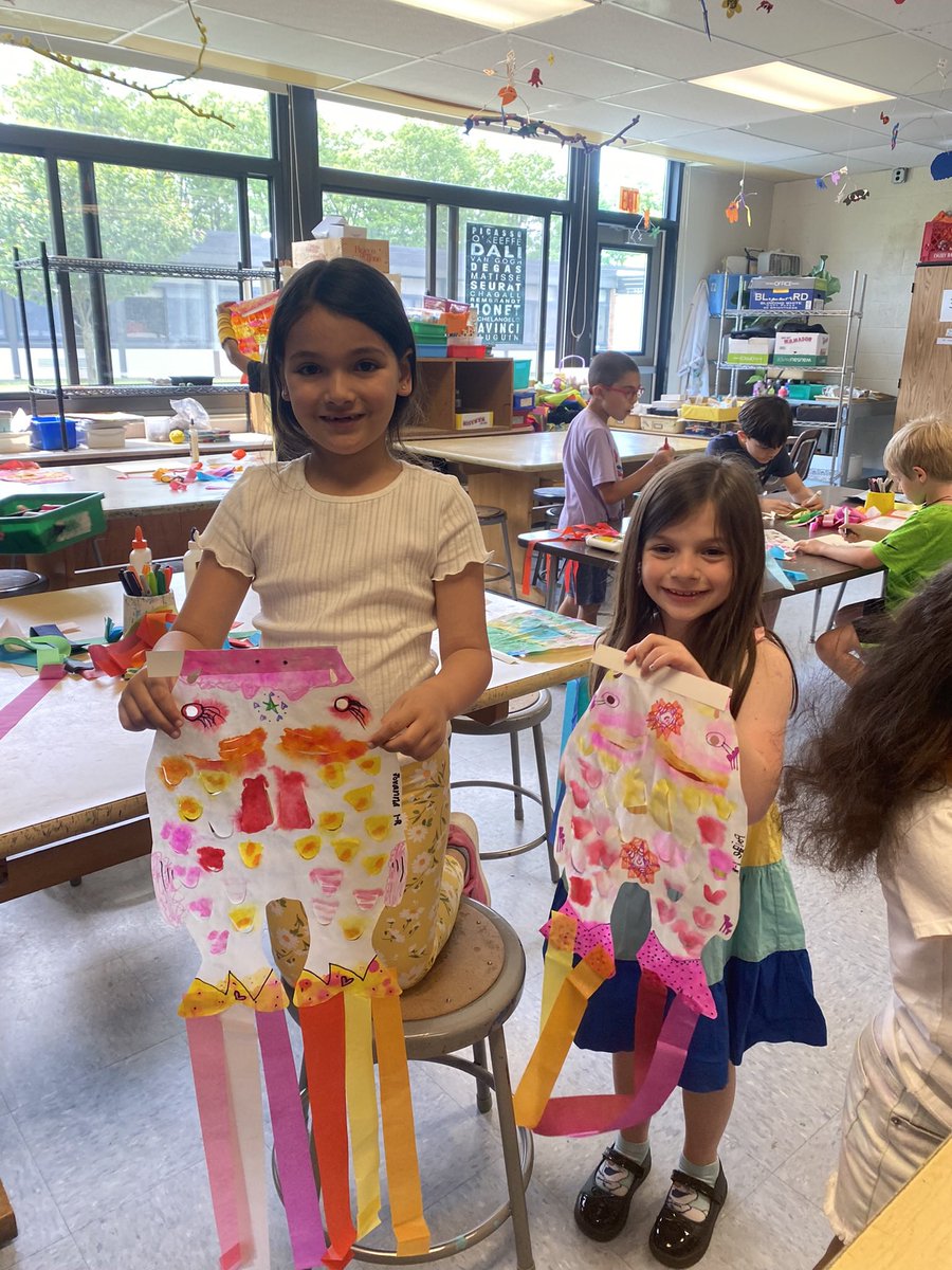 Johanna and Paige working on their Koinobori wind sock for Children’s Day which is celebrated in Japan! ⛩️🎏