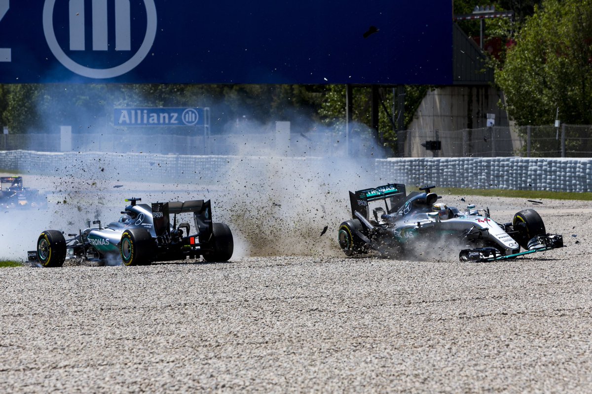 RacingTroppo's tweet photo. #ThrowbackThursday
F1 Barcelona 2016: Lewis Hamilton and Nico Rosberg collide during lap 1

#SpanishGP
#Barcelona2016
#F12016
#F1
@LewisHamilton 
@NicoRosberg 
@Circuitcat_eng 
@F1
#LewisHamilton
#Hamilton 
#LH44
#NicoRosberg
#Rosberg
#NR6
#MercedesAMGPetronasF1Team
#Mercedes https://t.co/HTUxAboVVO