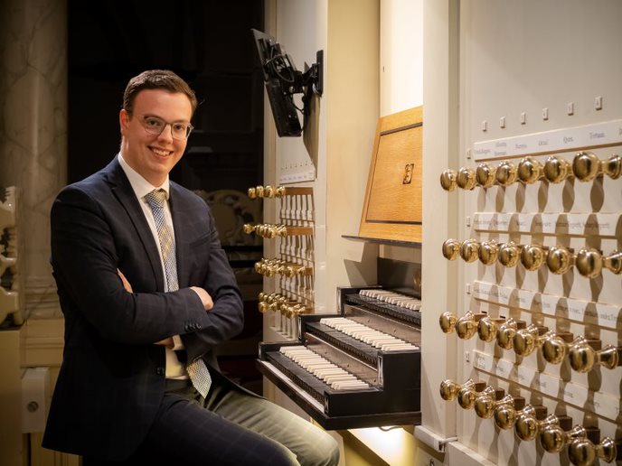 Zaterdag 10 juni speelt <a href="/LuukSchuurman/">Luuk Schuurman</a> bij ons in het museum! Het concert begint om 16.00 uur en is gratis bij te wonen.
Luuk zal oa werken spelen van Bach, Vierne, Cor Kee en Sweelinck. Het belooft een leuk en afwisselend concert te worden. 
Van harte welkom in het Orgelmuseum.