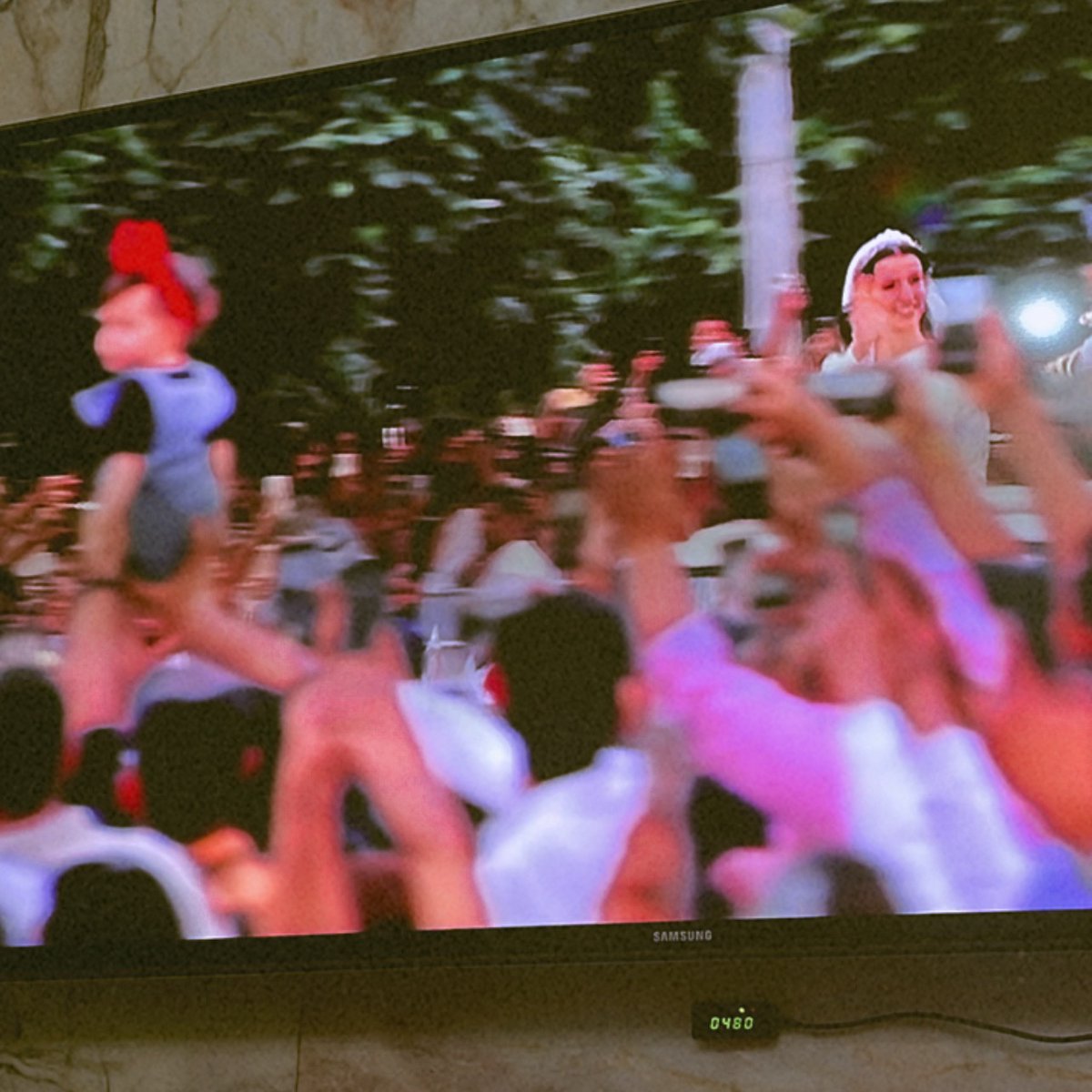 djkelelo's tweet image. هالفترة كل شوية اكول اني ليش مو اردنية و ضمن هالعائلة ورويالتي ودنيا