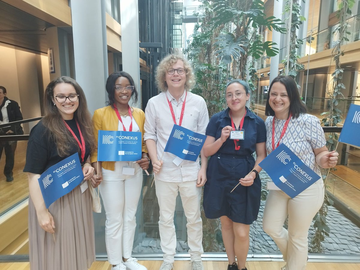 EU_CONEXUS's tweet photo. We are at the Europan Student Assembly, in #Strasbourg 🇫🇷 @EUC_ESA represented by students from EU-CONEXUS and partner universities.
Fostering the engagement of students in #EuropeanUniversity Alliances
#ESA23 #EuropeanStudentAssembly https://t.co/GoiuHiBaAu