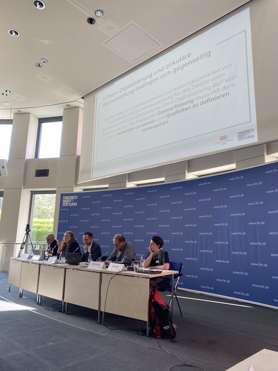 Cradle to Cradle NGO (@c2c_ngo) on Twitter photo Abschluss der Fachgesprächsreihe mit der <a href="/FESonline/">Friedrich-Ebert-Stiftung</a> zu zirkulärer Wertschöpfung, #Digitalisierung und #CradletoCradle. Heute Diskussion mit <a href="/DirkMessner/">Dirk Messner</a>, das Policy Paper zur Gesprächsreihe wird beim #C2CC23 vorgestellt. #sogehtmorgen Abschluss der Fachgesprächsreihe mit der <a href="/FESonline/">Friedrich-Ebert-Stiftung</a> zu zirkulärer Wertschöpfung, #Digitalisierung und #CradletoCradle. Heute Diskussion mit <a href="/DirkMessner/">Dirk Messner</a>, das Policy Paper zur Gesprächsreihe wird beim #C2CC23 vorgestellt. #sogehtmorgen