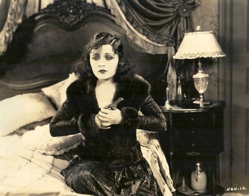 Pola Negri in the 1928 film 'The Woman From Moscow.'

#GoldenAgeHollywood #OldHollywood #ClassicHollywood #HollywoodGoldenAge #VintageHollywood #HollywoodIcon #HollywoodLegends #HollywoodCinema #CinemaHistory #ClassicCinema #VintageCinema #HollywoodClassics