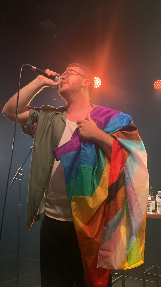 LunaSoudan's tweet photo. Take me back please 🥹🧡 @SamFischer happy pride month everybody 🩷 https://t.co/YiPW8jFUVP