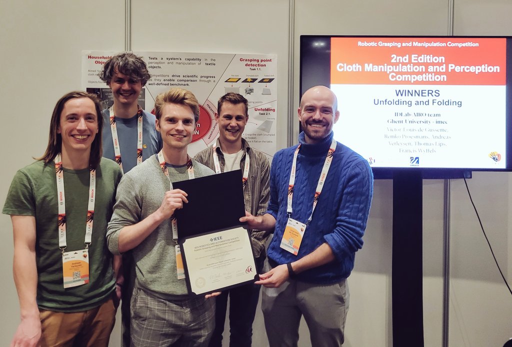 Francis wyffels (@fwyffels) on Twitter photo Happy to share that we won the #ICRA2023 unfolding and folding cloth competition! Congrats to <a href="/IDLabResearch/">IDLab</a> #AIRO members <a href="/_robot_feels/">Remko Proesmans</a> <a href="/victorlouisdg/">Victor-Louis De Gusseme</a> <a href="/_tlips_/">Thomas Lips</a> & <a href="/adverleysen/">Andreas Verleysen</a> Thanks <a href="/IRI_robotics/">IRI-Institut de Robòtica i Informàtica Industrial</a> for organising this competition! Happy to share that we won the #ICRA2023 unfolding and folding cloth competition! Congrats to <a href="/IDLabResearch/">IDLab</a> #AIRO members <a href="/_robot_feels/">Remko Proesmans</a> <a href="/victorlouisdg/">Victor-Louis De Gusseme</a> <a href="/_tlips_/">Thomas Lips</a> & <a href="/adverleysen/">Andreas Verleysen</a> Thanks <a href="/IRI_robotics/">IRI-Institut de Robòtica i Informàtica Industrial</a> for organising this competition!