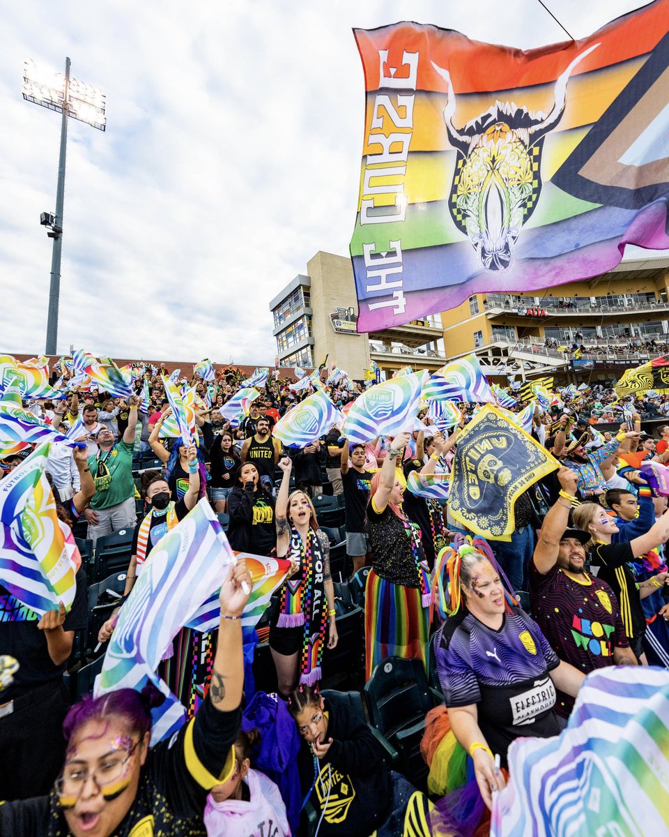 Happy Pride Month Familia 🏳️‍🌈🏳️‍⚧️  

This month is about celebration, inclusivity and action. Look out for our Pride toolkit, Community Champion Series, Pride on the Pitch match and more! We're proud to be United in Pride 💛 #SomosOrgullo