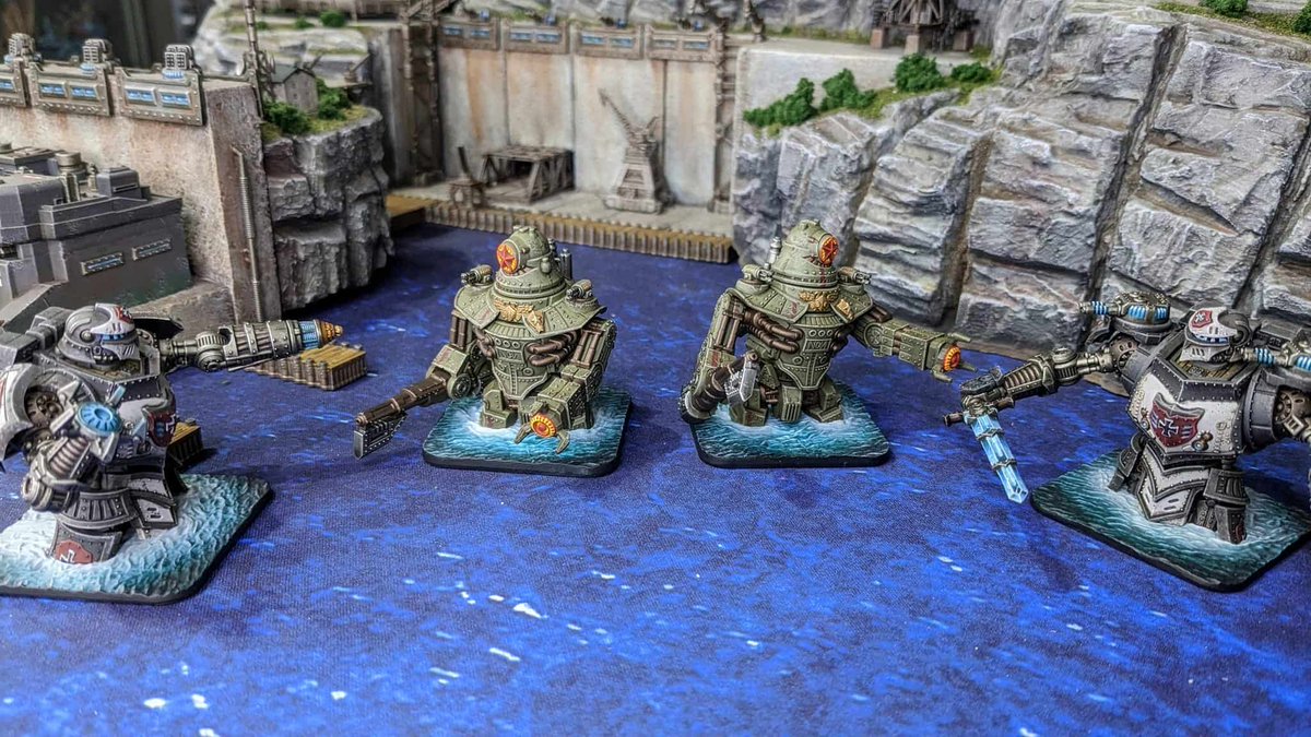 Koen from Speed Demon Painting has gathered together their Imperium and Commonwealth Colossi, sharing this excellent action shot.

You can find more from Speed Demon Painting here: bit.ly/45drFTX

#DystopianWars #Miniatures #Wargaming #MiniaturePainting #ModelPainting