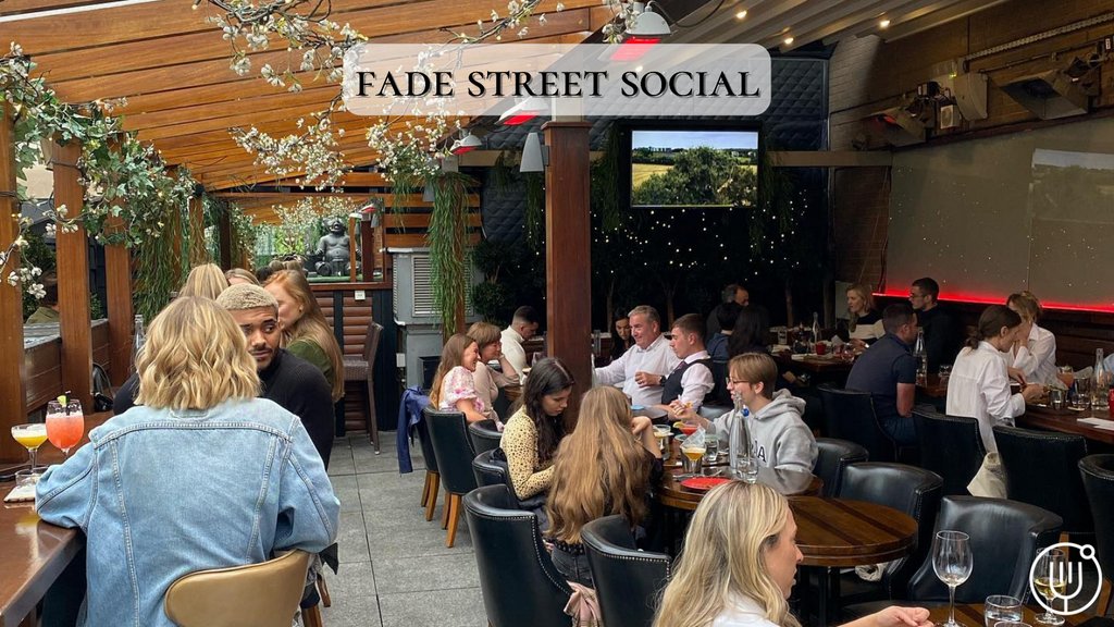 Al fresco dining season is certainly upon us☀️

Here are some spots to visit when you want to soak up those rays whilst you dine✨ Find the full list here thetaste.ie/10-outdoor-dub…

Featured:

@merrionhotel
<a href="/theshelbourne/">The Shelbourne</a> 
<a href="/charlottequay1/">charlottequay</a>
@fadestsocial 

Did we list your favourite?