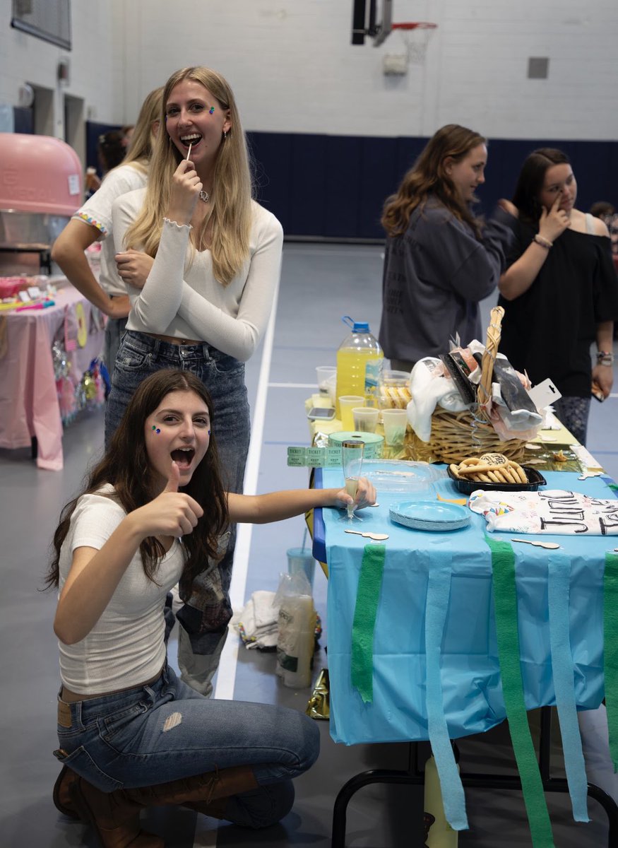 We had an amazing time at our Taylor Swift The Eras Fundraiser and were able to raise over $500 for the Malala Fund, an organization that fights for girls’ education all over the world. We are so grateful to our incredible advisors, <a href="/MaryCollins627/">苏州相城区</a> and Mrs. Maulshagen!