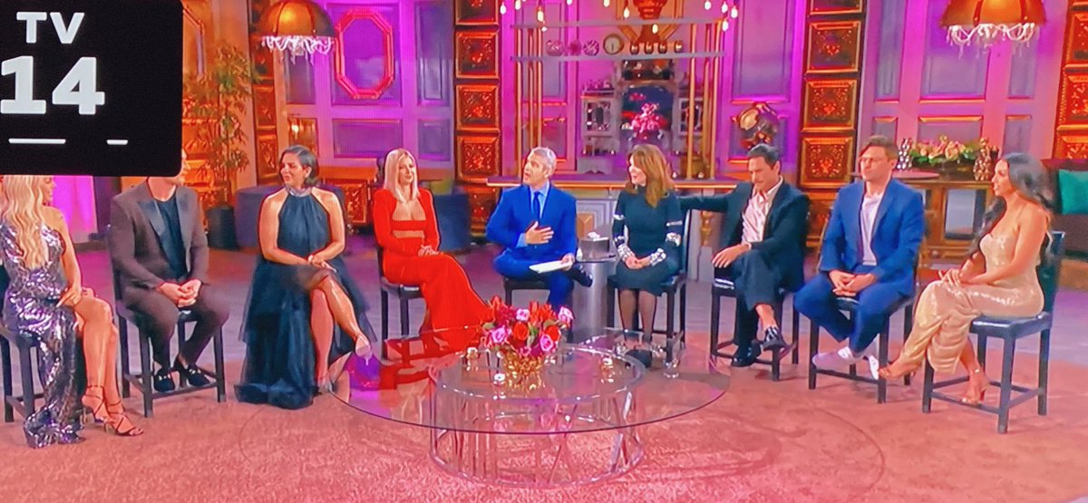 freefigs's tweet photo. #VanderpumpRules is modern day—real life #gossipgirl drama https://t.co/I9Am8fYcDO